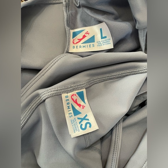 BERMIES SEAFOAM YOGA SET TOP & BOTTOMS - Picture 12 of 12